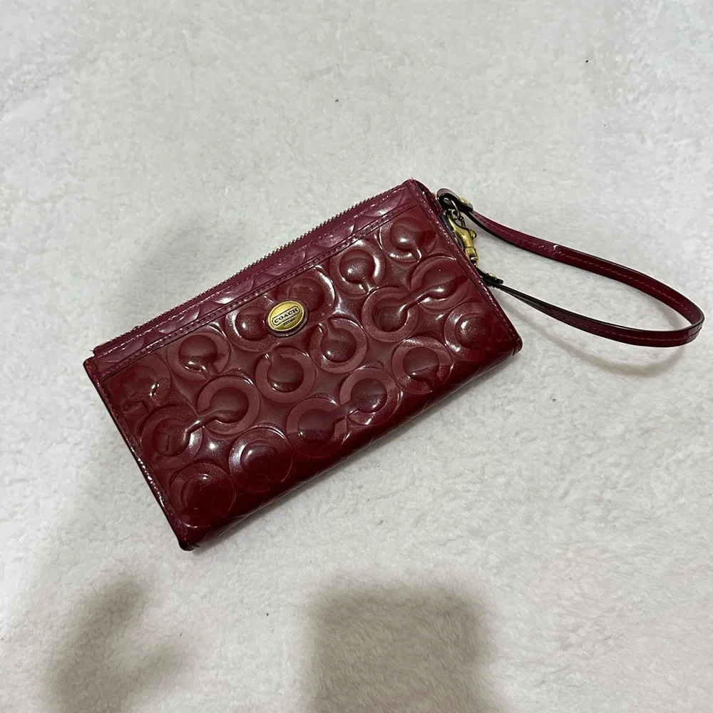 Coach Peyton Op Art Wristlet
